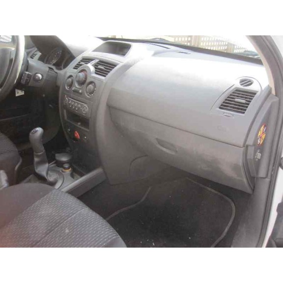 renault megane ii berlina 3p del año 2005