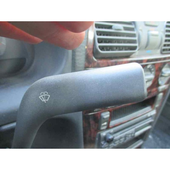 volvo s40 berlina del año 1999