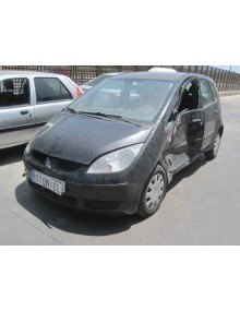 mitsubishi colt berlina 5 (z30a) del año 2007