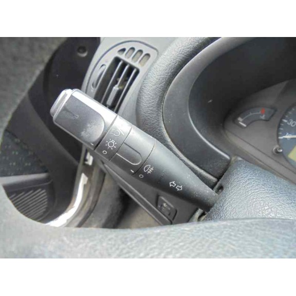 citroën saxo del año 2000