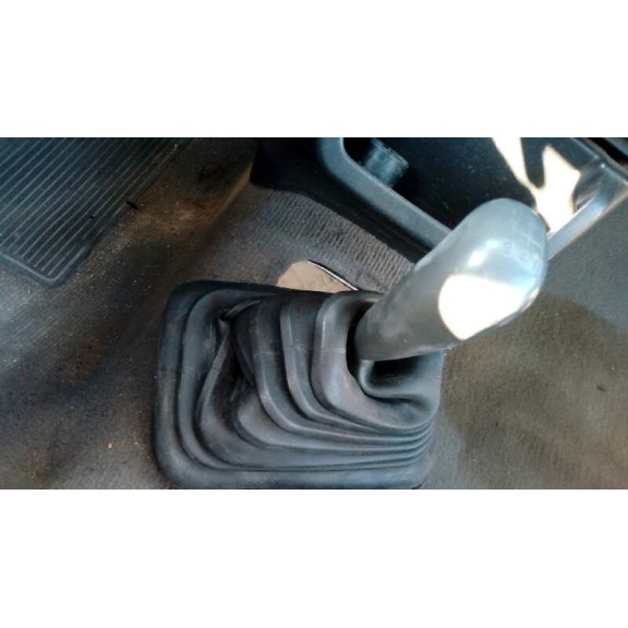 mitsubishi l 200 (k6/7) del año 2004