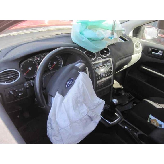 ford focus berlina (cap) del año 2008