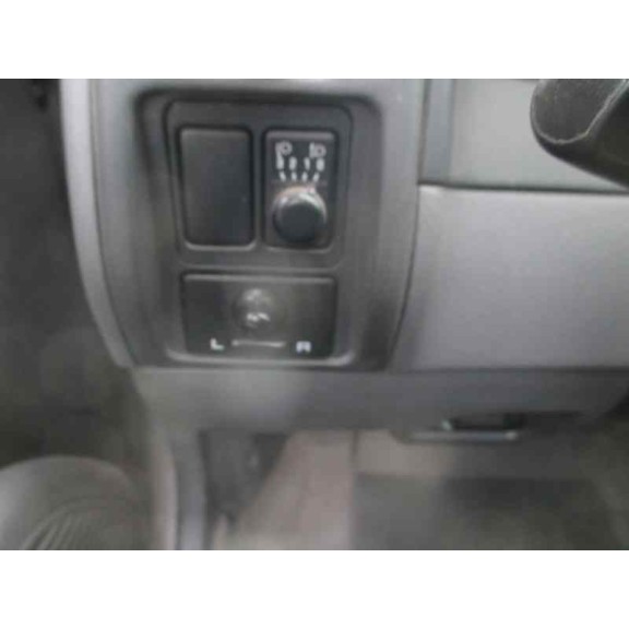 nissan almera (n15) del año 1999