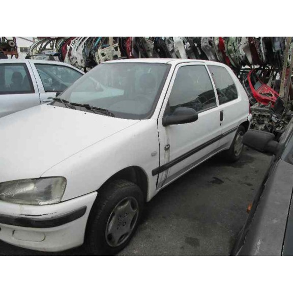 peugeot 106 (s2) del año 2000