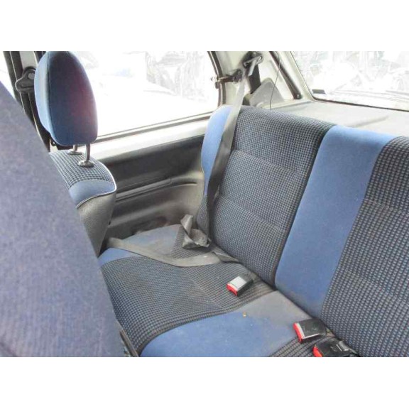 peugeot 106 (s2) del año 2000