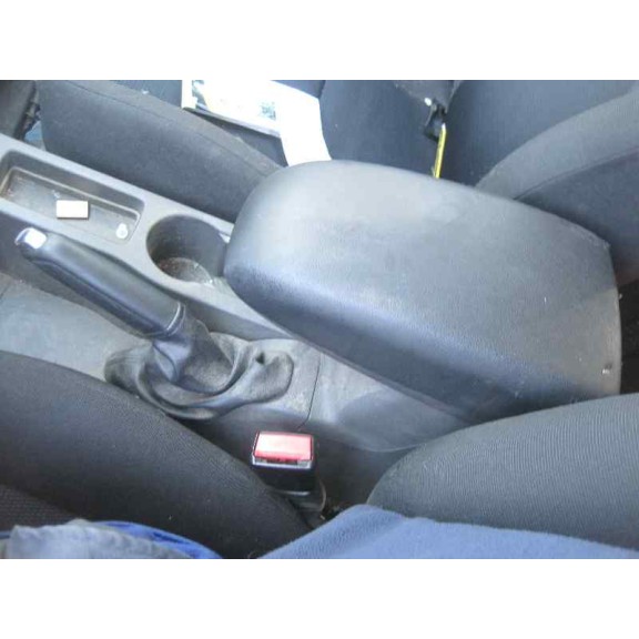 ford focus berlina (cap) del año 2008