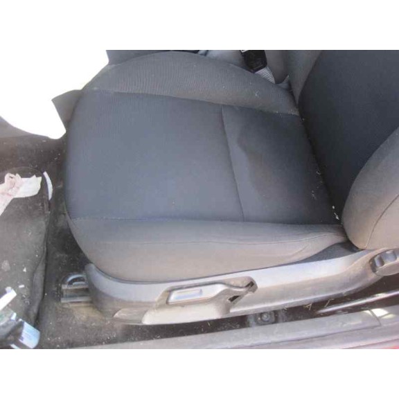 ford focus berlina (cap) del año 2008