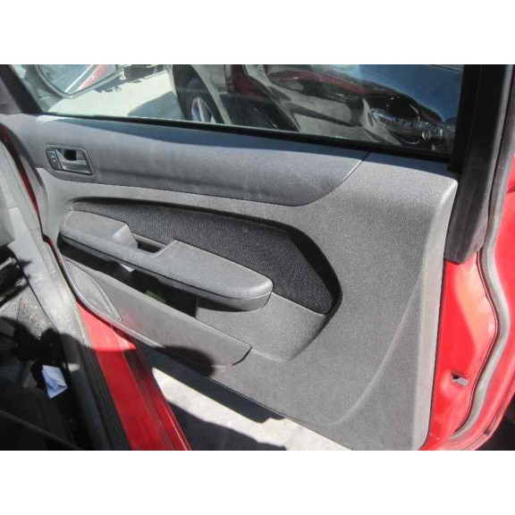 ford focus berlina (cap) del año 2008