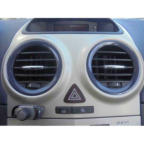 opel corsa d del año 2007