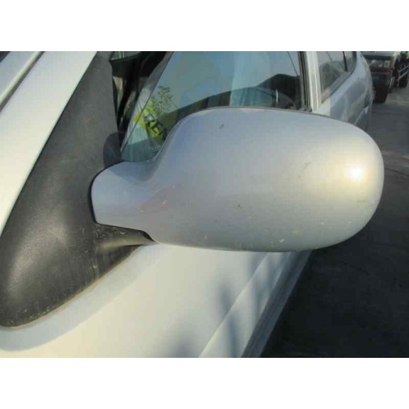 renault megane i classic (la0) del año 2000