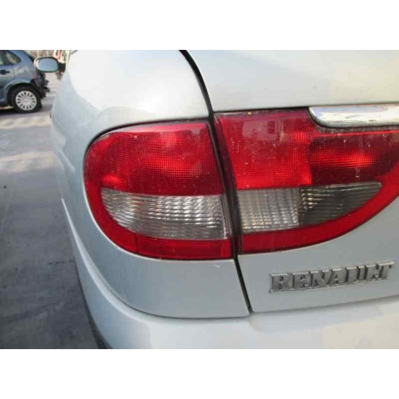 renault megane i classic (la0) del año 2000