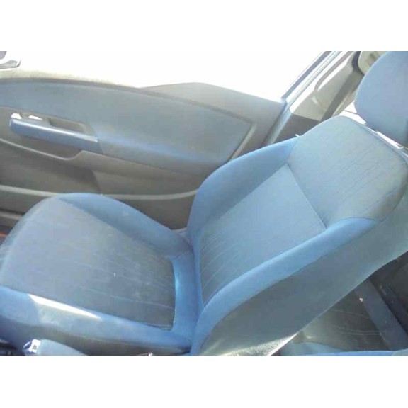 opel corsa d del año 2007