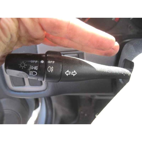 nissan primera berlina (p11) del año 1999