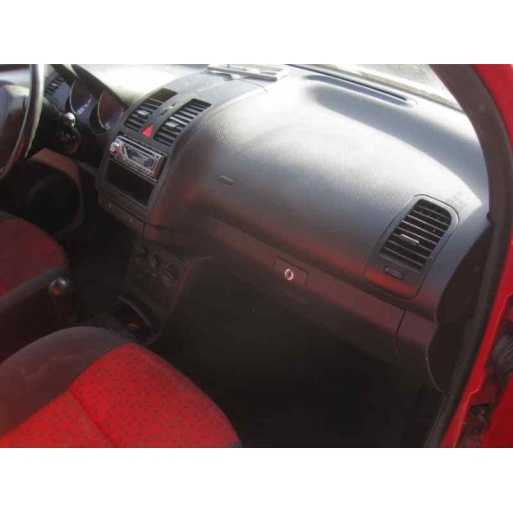 volkswagen lupo (6x1/6e1) del año 2005