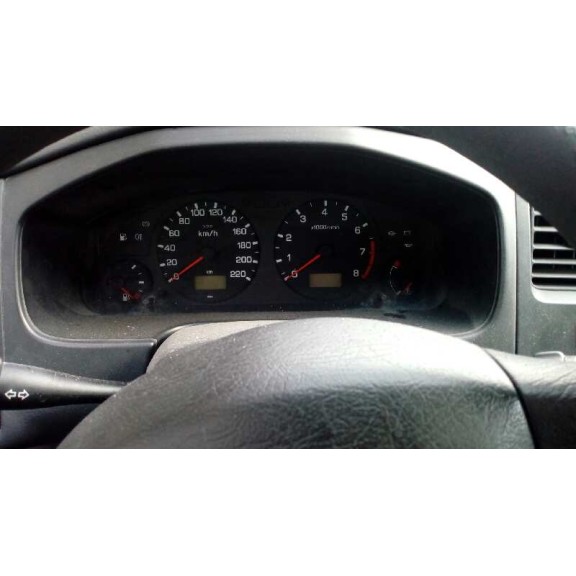 nissan primera berlina (p11) del año 1997