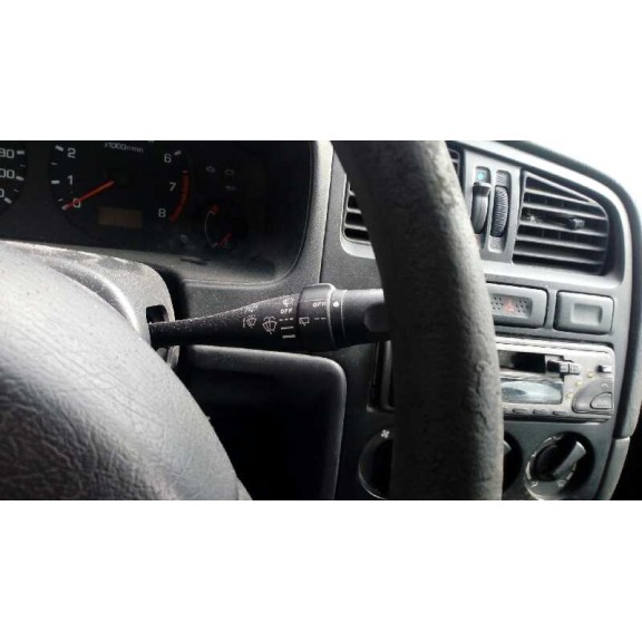 nissan primera berlina (p11) del año 1997