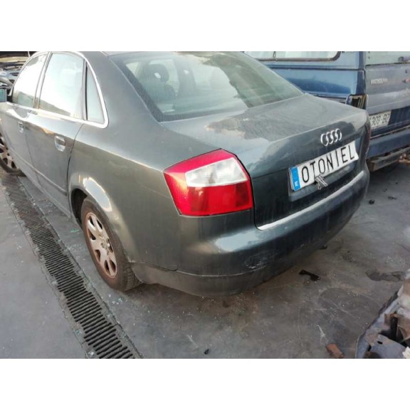 audi a4 berlina (8e) del año 2001
