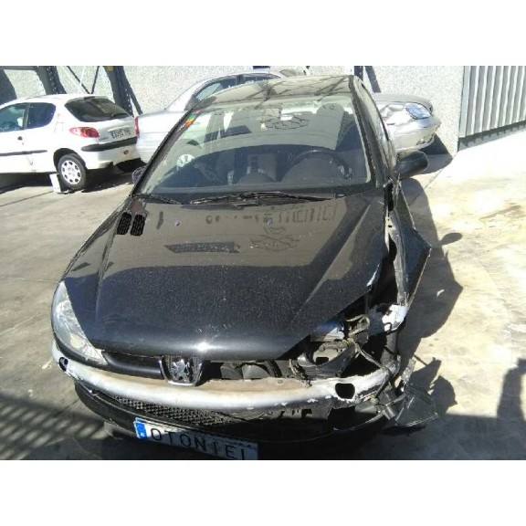 peugeot 206 berlina del año 2003