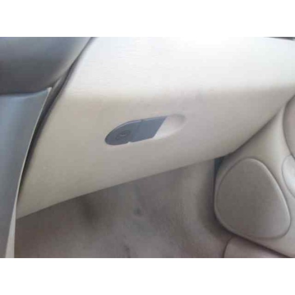 saab 9-3 berlina del año 1998