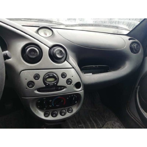 ford ka (ccq) del año 2004