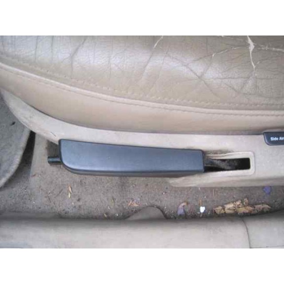 saab 9-3 berlina del año 1998