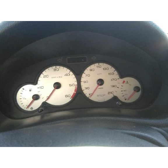 peugeot 206 berlina del año 2003