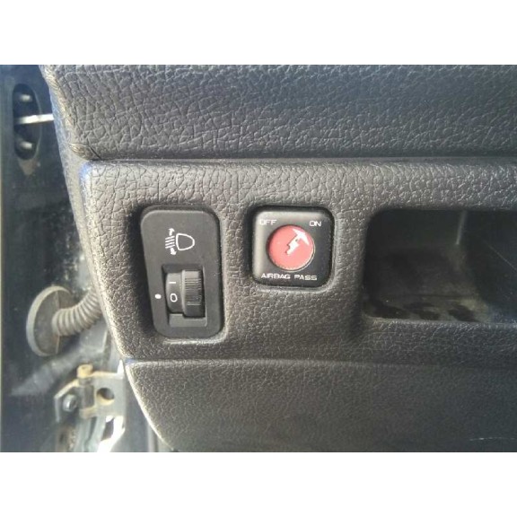 peugeot 206 berlina del año 2003