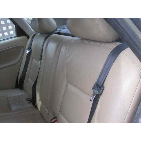 saab 9-3 berlina del año 1998