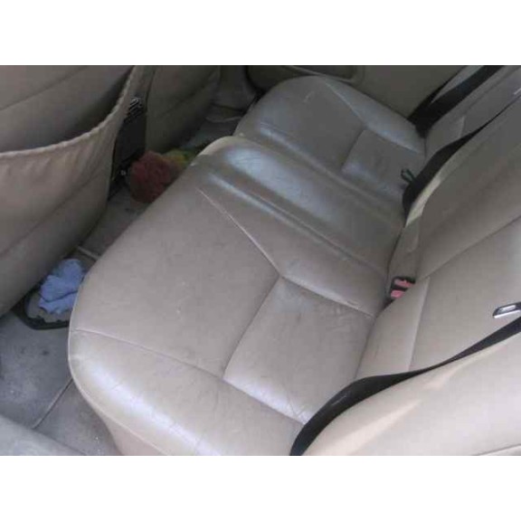 saab 9-3 berlina del año 1998