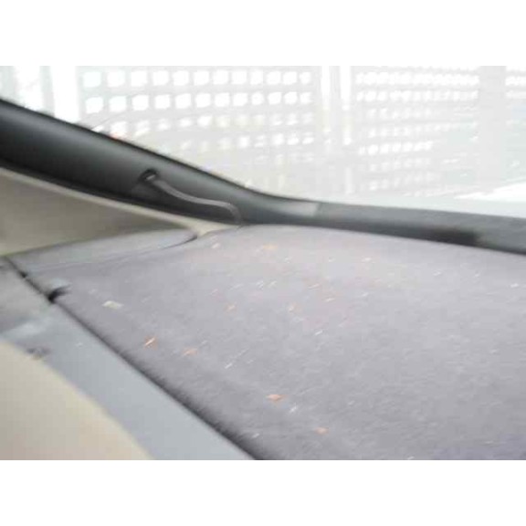 saab 9-3 berlina del año 1998