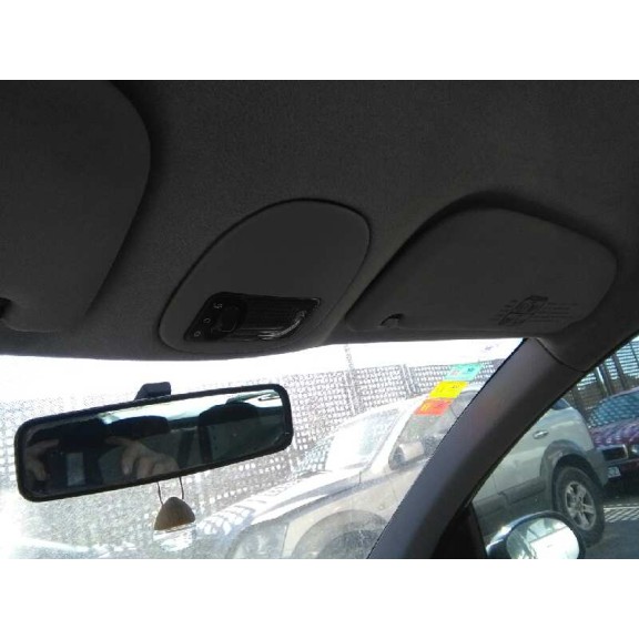 peugeot 206 berlina del año 2003