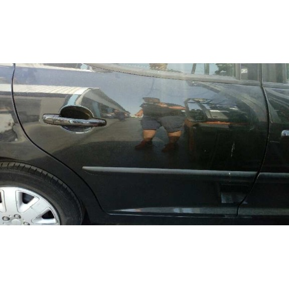 peugeot 207 del año 2009