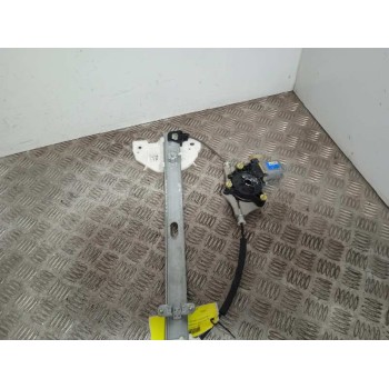 Recambio de elevalunas trasero izquierdo para kia stonic (ybcuv) drive referencia OEM IAM 83450H8000  2 PINS