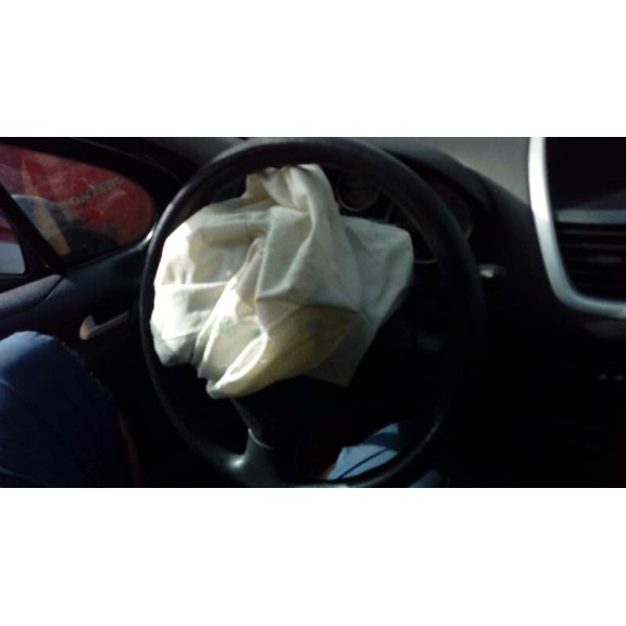 peugeot 207 del año 2009