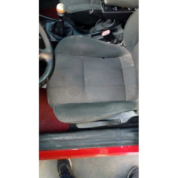 alfa romeo 147 (190) del año 2004