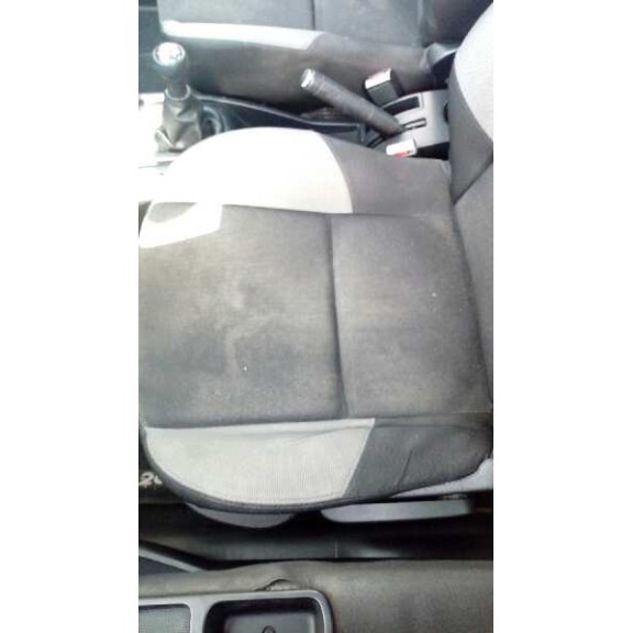 peugeot 207 del año 2009