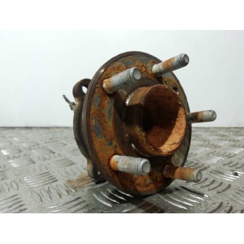 BUJE TRASERO DERECHO 5 TORNILLOS