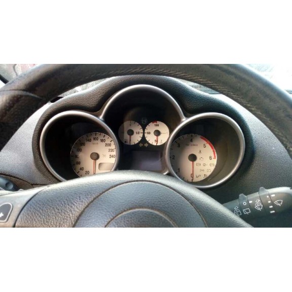 alfa romeo 147 (190) del año 2004