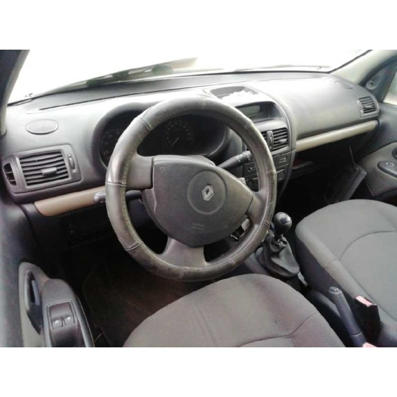 renault clio ii fase ii (b/cb0) del año 2004