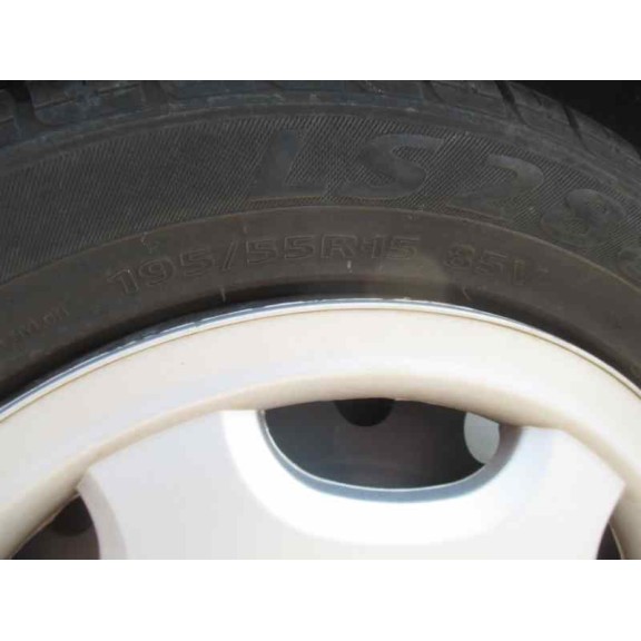 citroën xsara berlina del año 2001