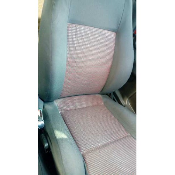 volkswagen polo berlina (6n2) del año 2000