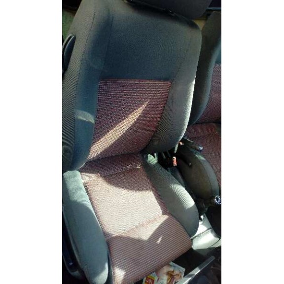 volkswagen polo berlina (6n2) del año 2000