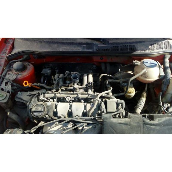 volkswagen polo berlina (6n2) del año 2000