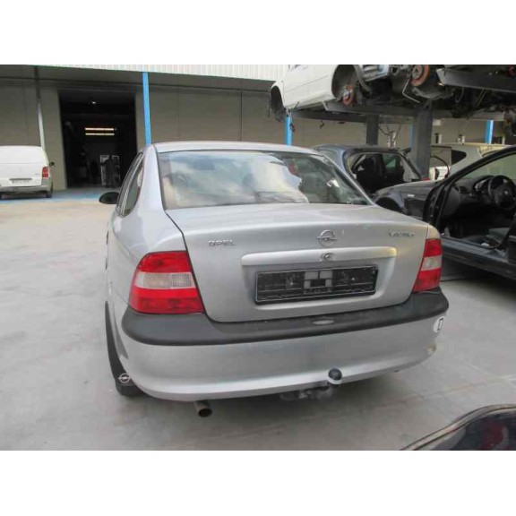 opel vectra b berlina del año 1997