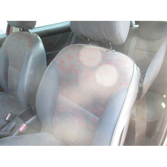 citroën xsara berlina del año 2001