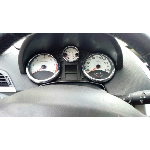 peugeot 207 del año 2008