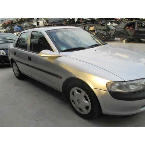 opel vectra b berlina del año 1997