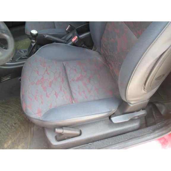 citroën xsara berlina del año 2001