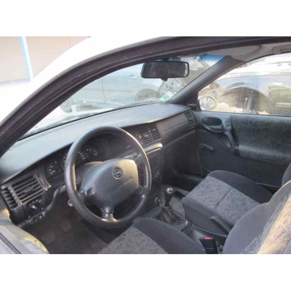 opel vectra b berlina del año 1997