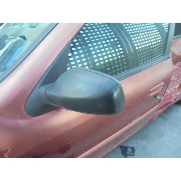 citroën xsara berlina del año 2000